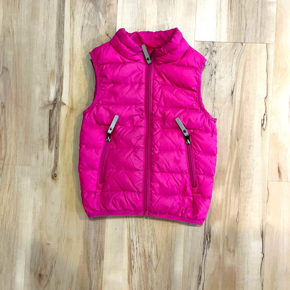 2 Vests 3T